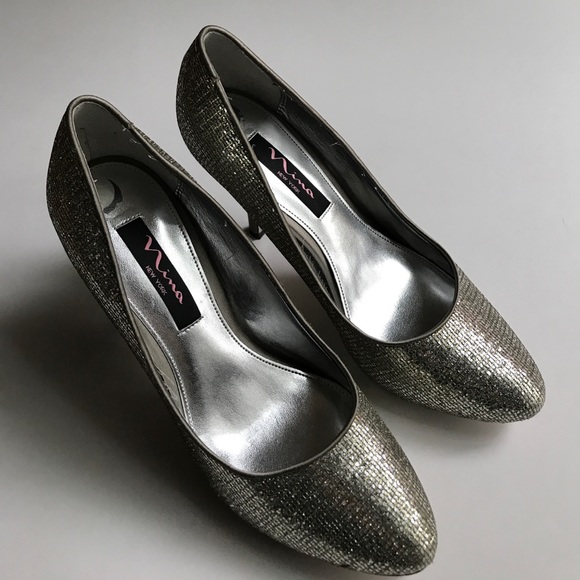 Nina New York Glitter Fabric High Heel Shoes - Picture 3 of 7